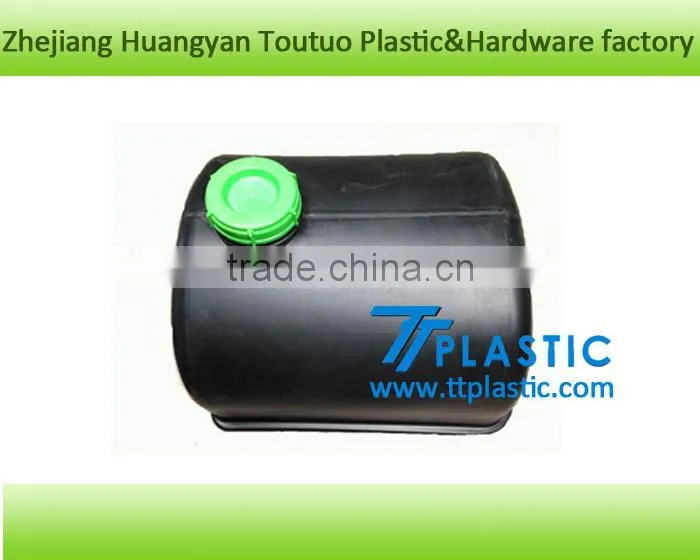 Barricade plastic blowing mold and products