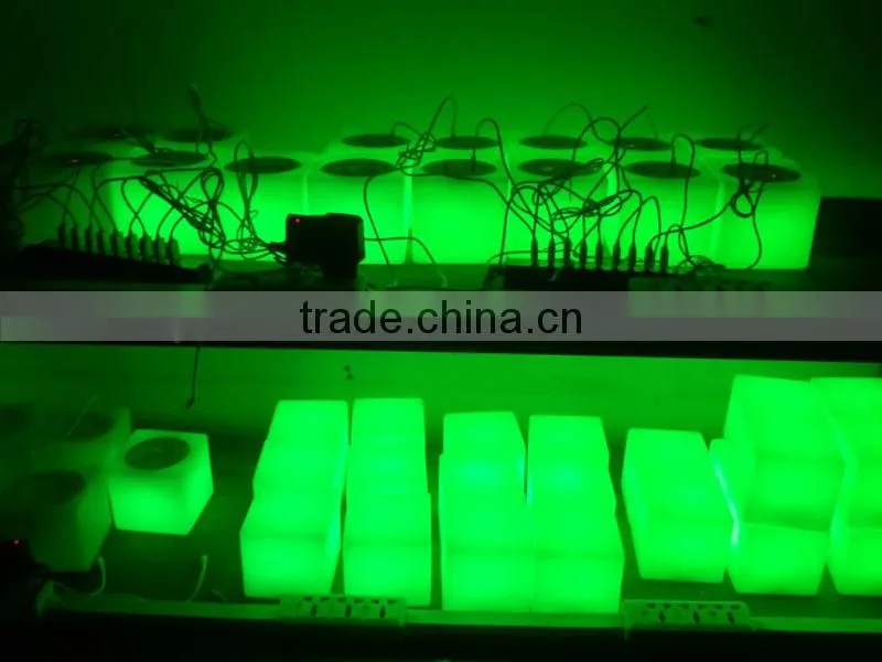 Hot sale decorative unbreakable multi color changing Night Club Table Lamp