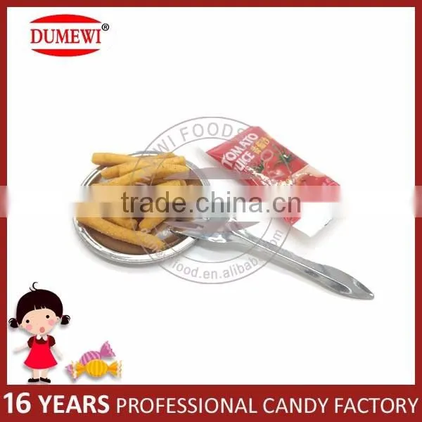 Italy Fried Chips Noodle Snacks with Tomato Sauce and Tableware Toy