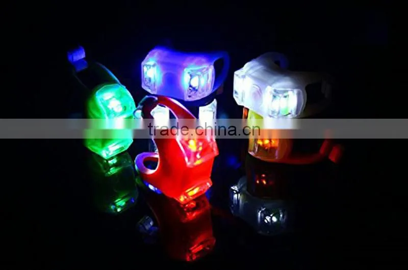 China Wholesale Custom flashlight bicycle light