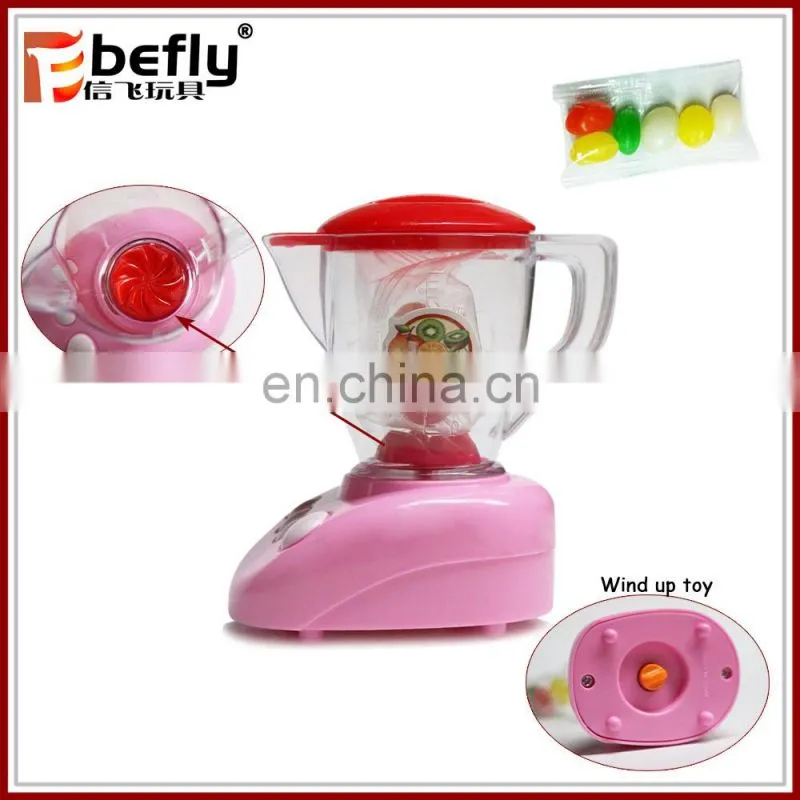 With jelly bean inside plastic wind up juicer toy