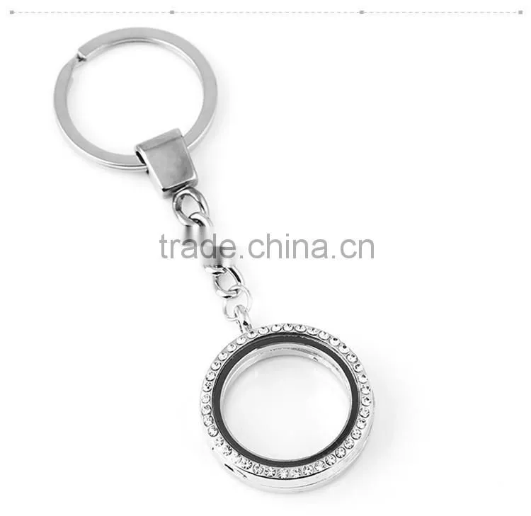 Charming Elegant Silver Plated Lanyard Floating Charm Locket Stylish Round Alloy Blank Photo Keychain