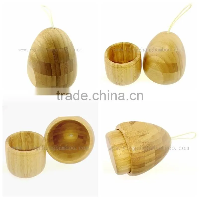 wooden spaghetti fork and spoon