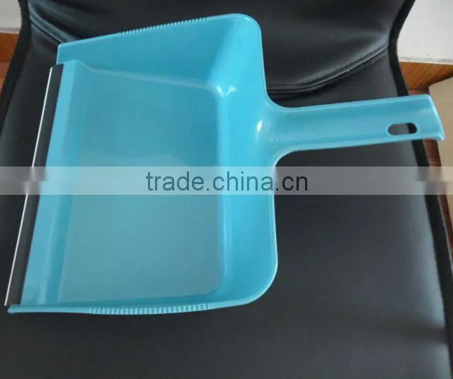 Home plastic refuse hopper