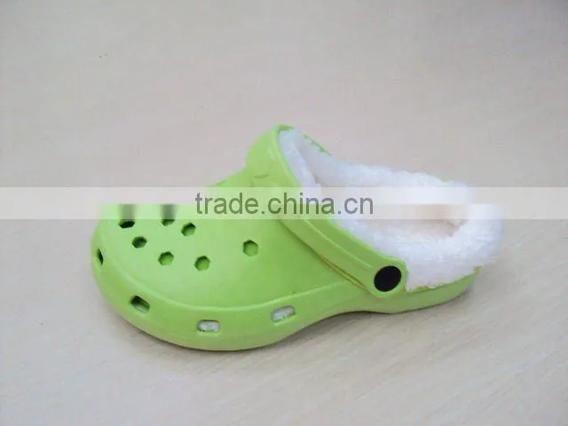 Winter comfortable EVA clogs 8T1202011