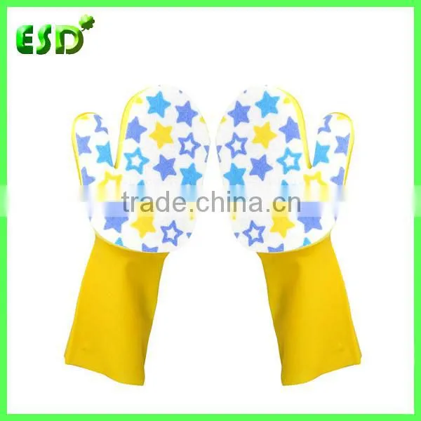 cleaning glove with scouring pad