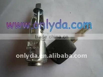 VW Skoda Octavia left door lock