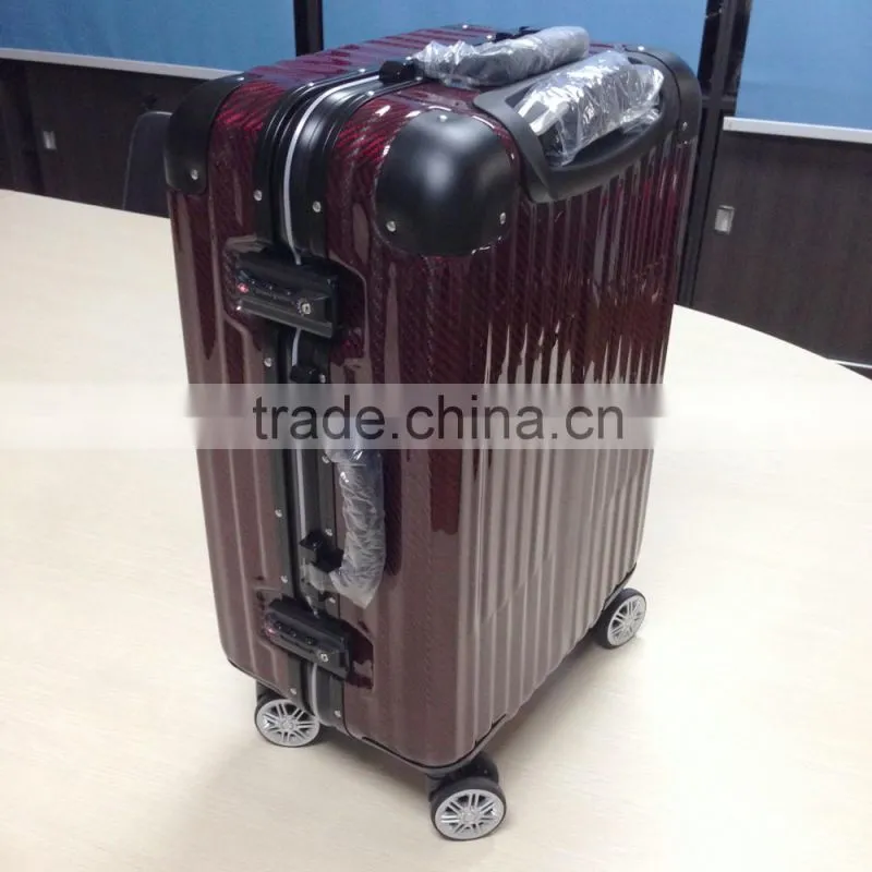 Carbon Fiber Suitcase in Autoclave process