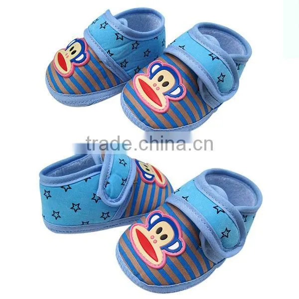 beautiful baby girl pre-walkler shoes