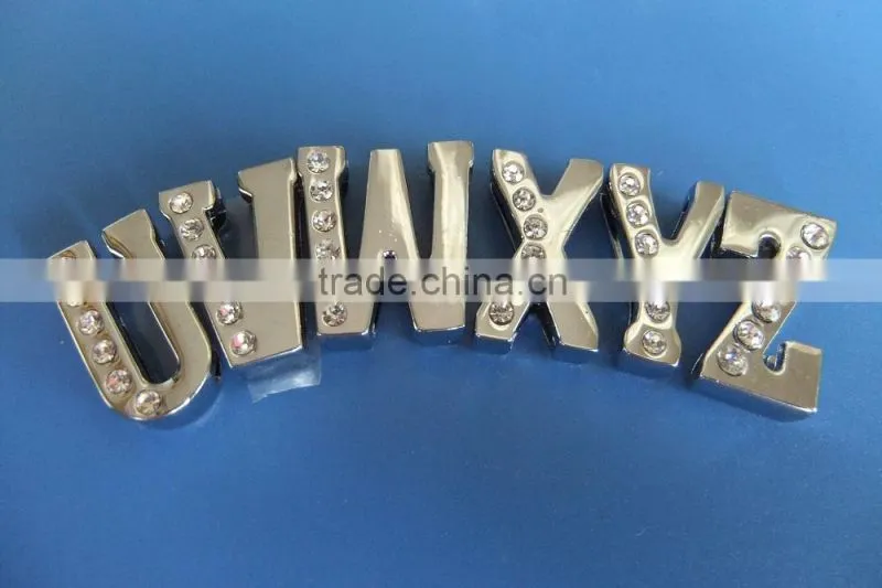 Produce Wholesale Zinc Alloy Half Side Diamonds DIY 18mm Rhinestone Alphabet Slide Bracelets Letters