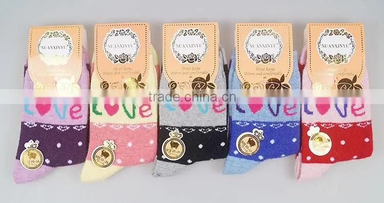5 Pairs Women's Multi Color Wool Winter Socks