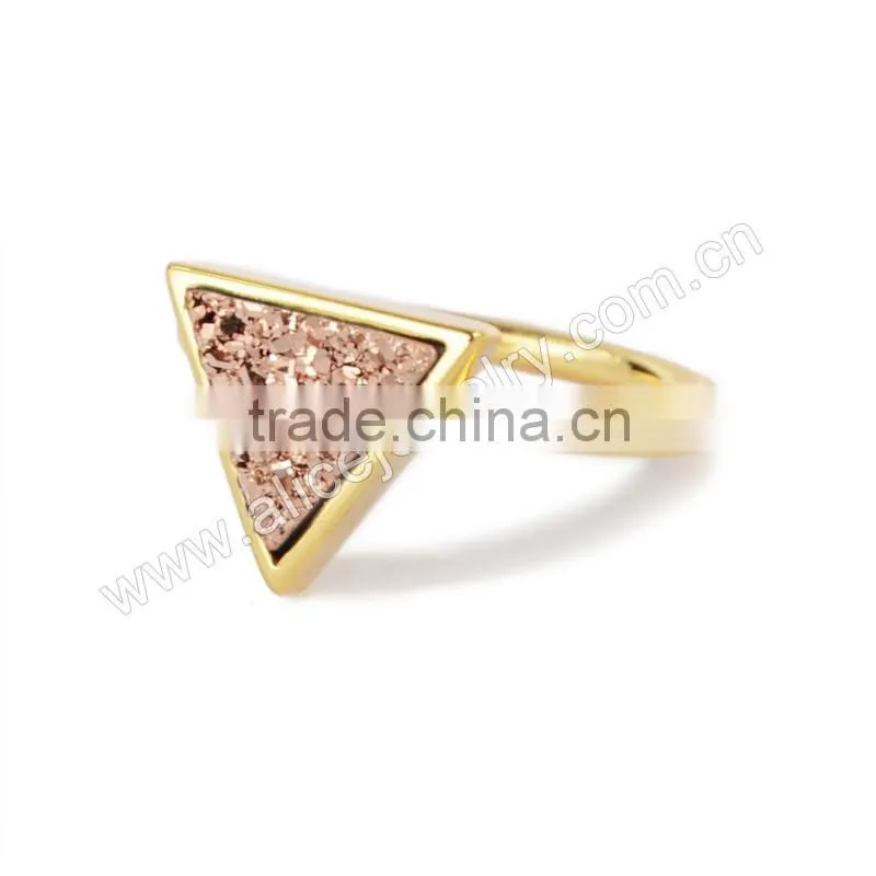 Fashion Druzy Triangle Geometric Crystal Druzy Ring Gold Filled Wholesale Gemstone Bezel Ring Supplier