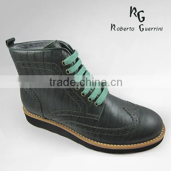 Genuine Leather fashion mans casual shoe