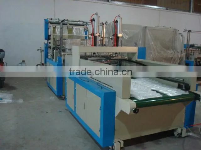 SHXJ-E full automatic T-shirt hot -sealing cold cutting bag making machine