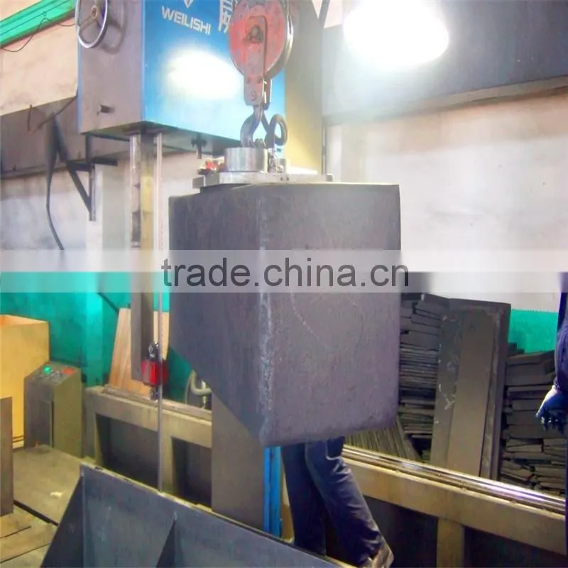 Vacuum lifter for carbon brick