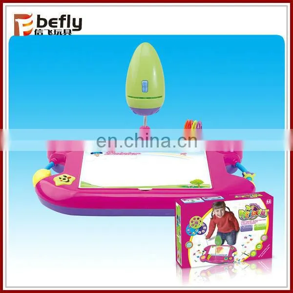New plastic projector drawing toy for promotion