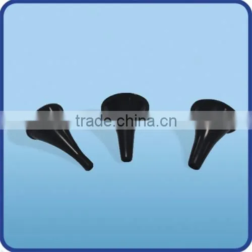 Disposable plastic ear speculum