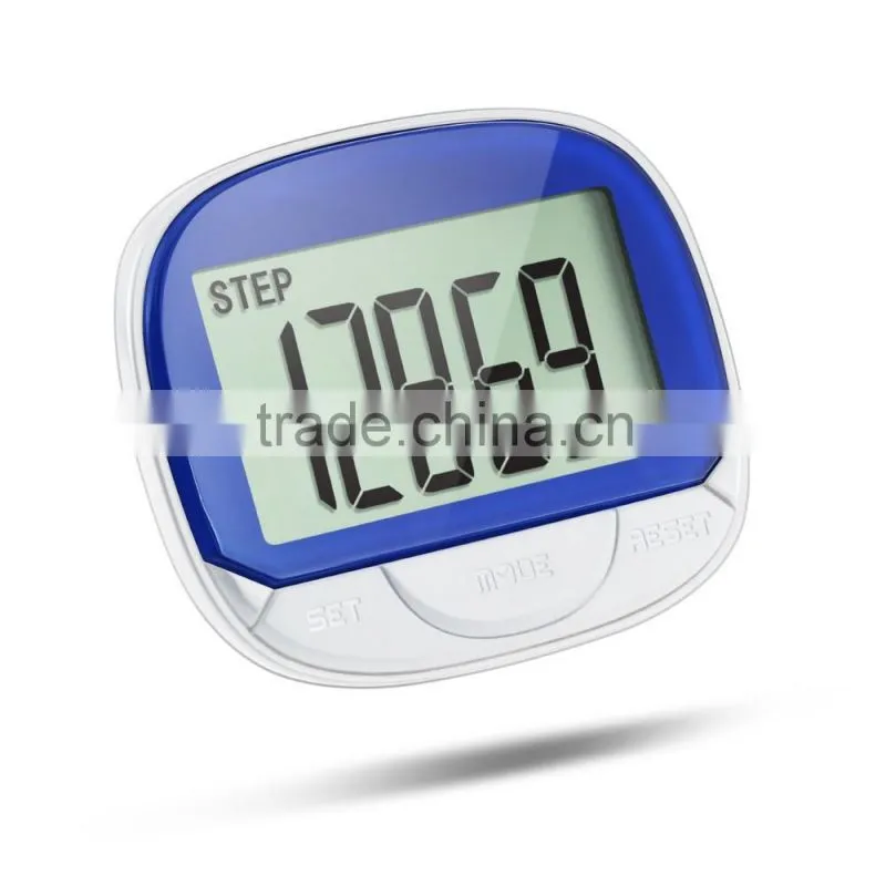 2d Big screen elderly use pedometer