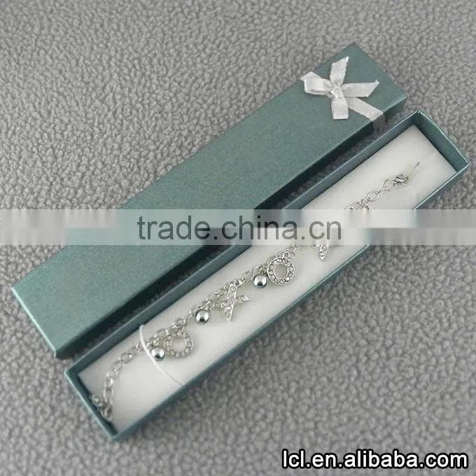 Wholesale velvet jewelry boxes, low price designer jewelry box velvet