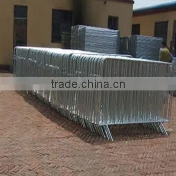 PVC Coated Wire Mesh Fence/Hot dipped or Electro galvanized fence