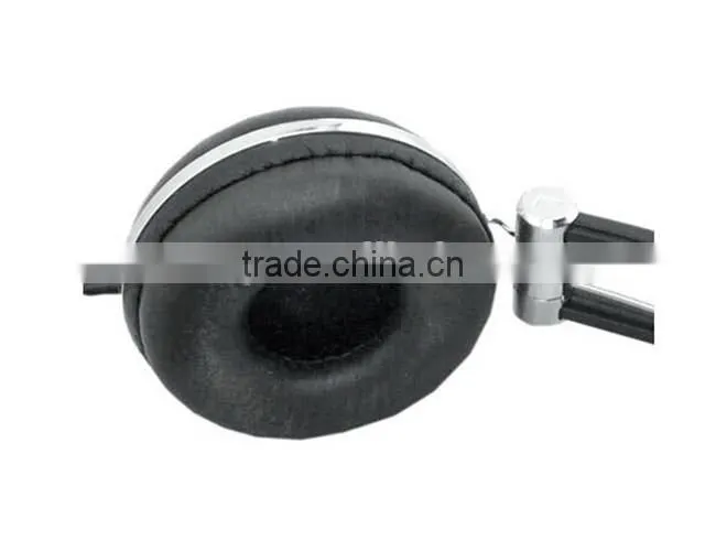 professional sound isolating headphones