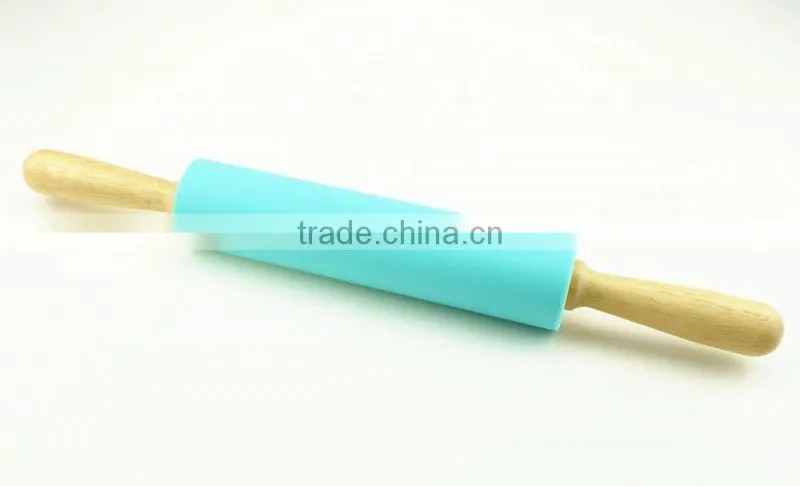 46018 silicone dough pastry flour rolling pin with wooden handle