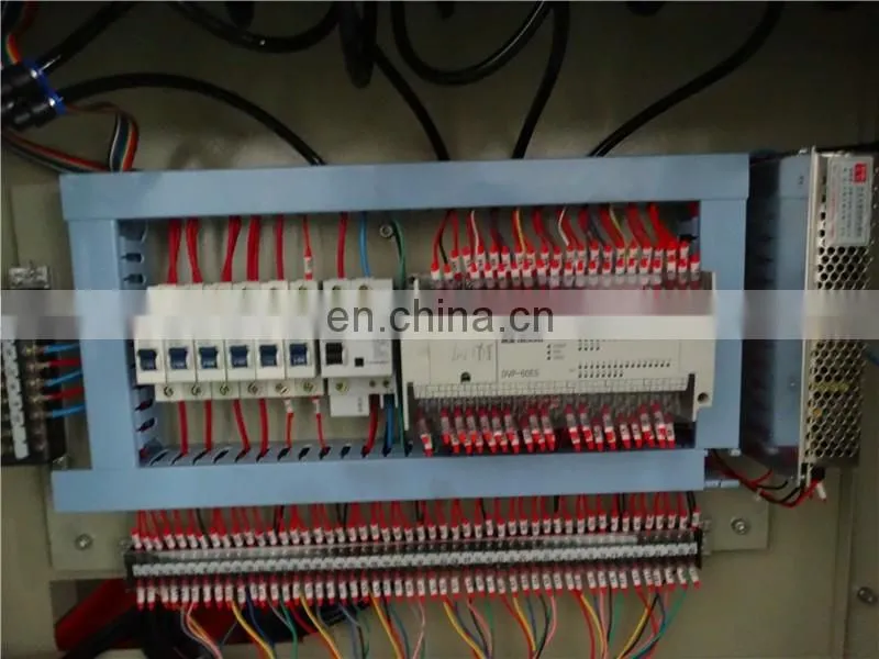 UPVC Window Door Assemble Machinery 4 head welding machine for pvc window door