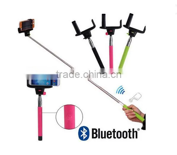 Wireless Selfie Stick with bluetooth button