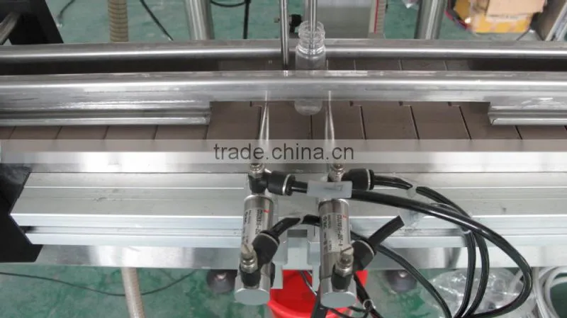 High-precision automatic double nozzle liquid filling machine