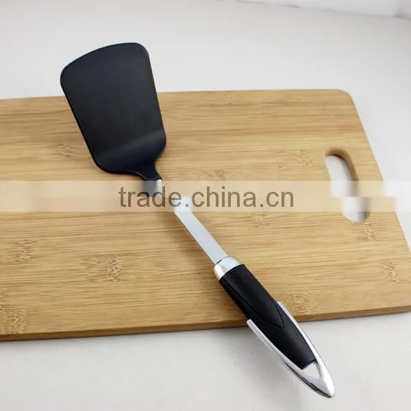 6 PIECE NYLON KITCHEN TOOLS SET