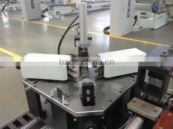 Aluminum door-window Automatic Feeding Double Head Crimping Machine