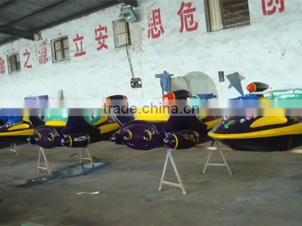 Hot self - control rotating plane game , electric airplane ride for children , amusement park equipment