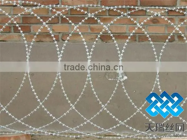 2013Hot-Salel! Low Price Galvanized/PVC Coated Barbed Wire(20yearsfactory)