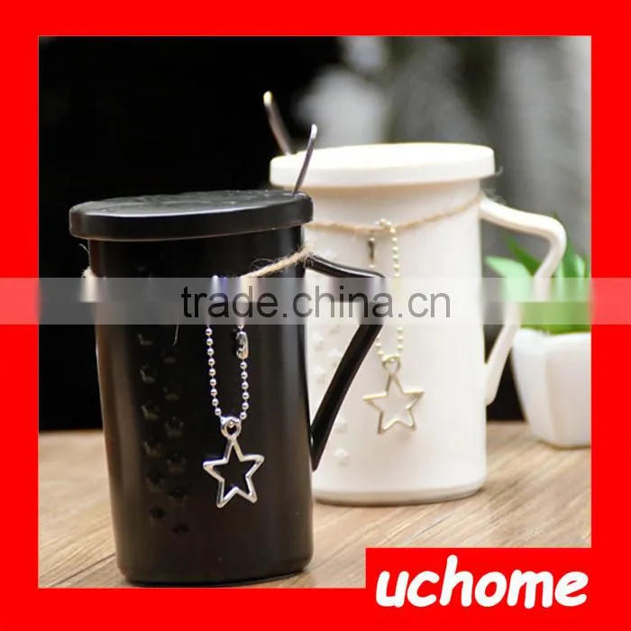 UCHOME Ceramic Romantic Matching Couple Coffee Mugs With Lid And Spoon Pendant Coffe Cup