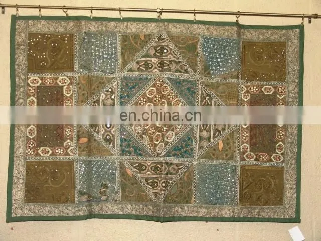 Wholesale Old Sari Patchwork Tapestry Wall Hangings handmade silk beads work Runner