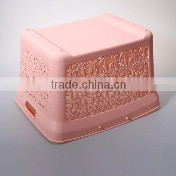 Nice Flower Design Plastic Picnic Basket with Lid and Handle