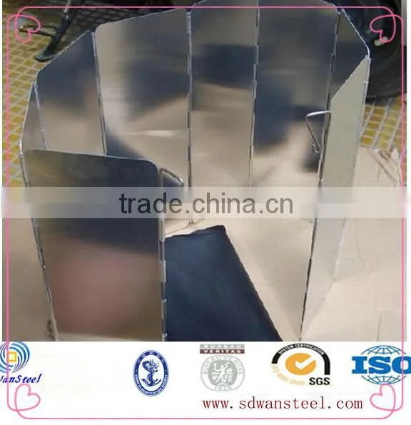 steel wind deflector for picnic