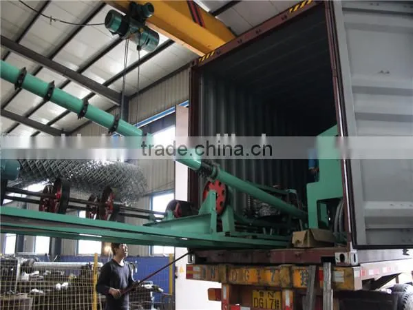 Automated heavy duty chain link fence making machine