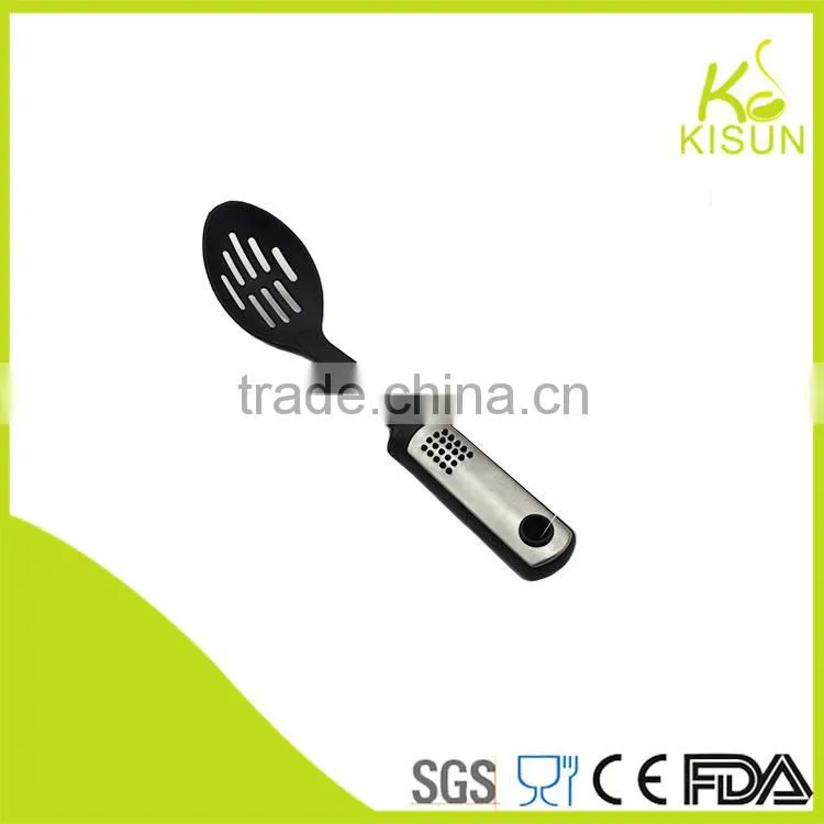 Anti-slip nylon tool green heart handle Nylon spoon