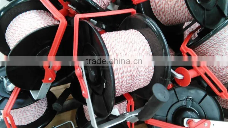 ELECTRIC FENCE REEL KIT - 120cm Mounting Post 3 x 1:1 Fencing Reels Brackets