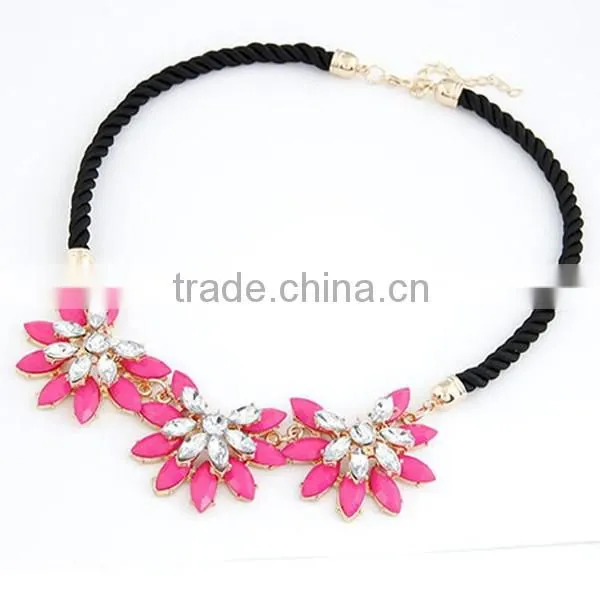 2016 high quality Sunflower short necklace vintage necklace