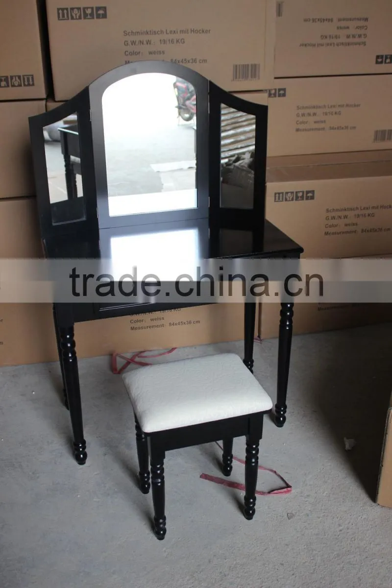 Black dresser with three pieces mirrors