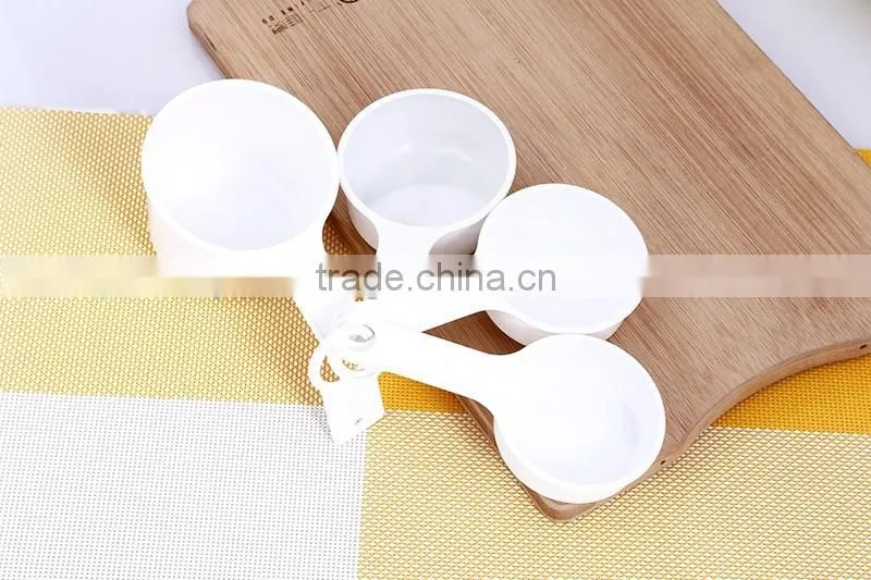 Factory price high quality PP food grade material customized logo measuring cups