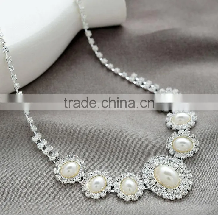 Fashion Elegant Bridal Wedding Pearl Rhinestones Jewelry Set Accessories Crown, Earring & Necklace set