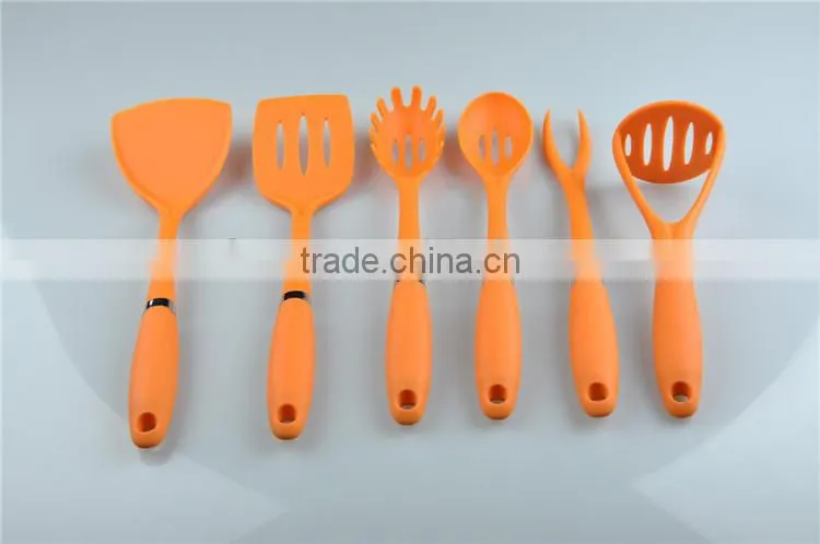 Cooking spoon set