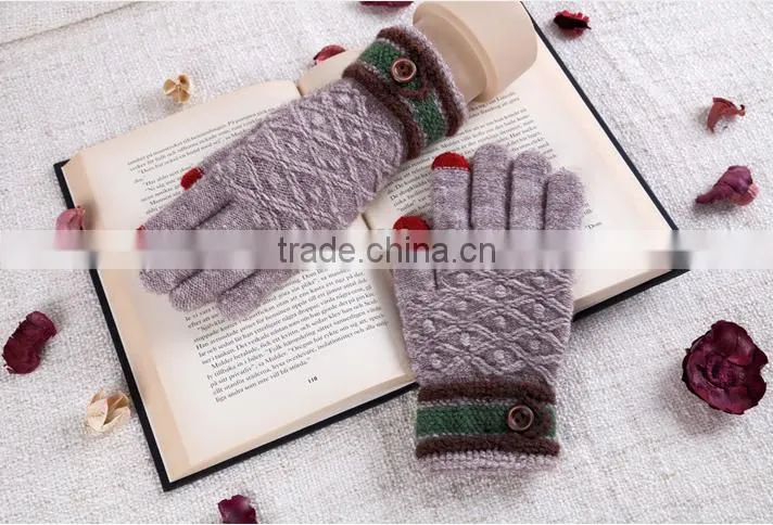 Hot Sale For Christmas Unisex Touch Screen Gloves For Couples 2 Fingertips With Conductive Fiber