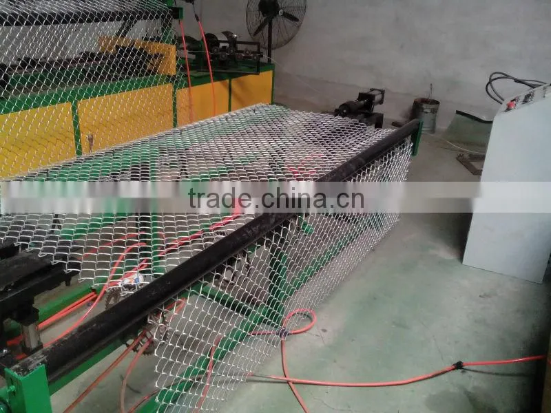 chain link fencing making machine