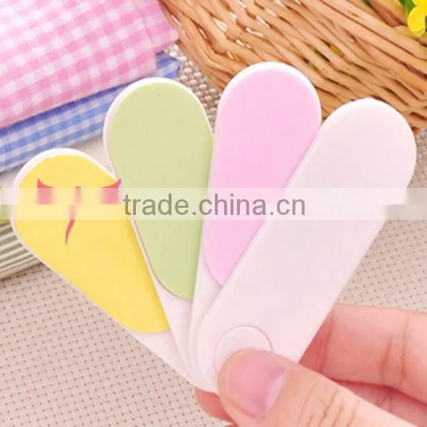 4 In 1 Plastic Mini Nail File set for nail manicure
