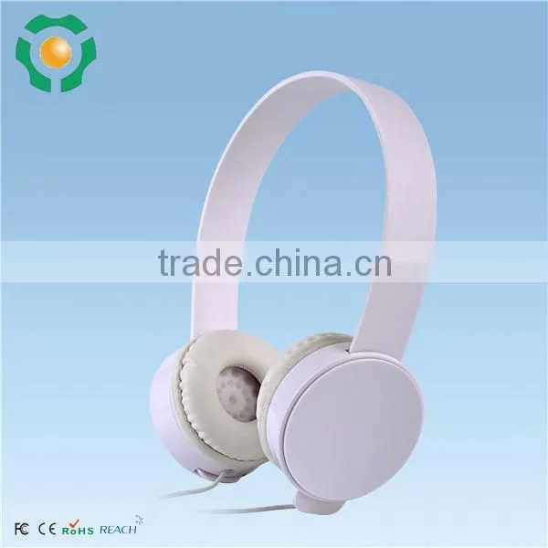Wholesale Foldable Headsets with deep bass, stereo on head headphone For MP3 MP4 CD DVD Radio