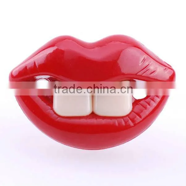 High quality fashion custom design nipple soother pacifier/soother